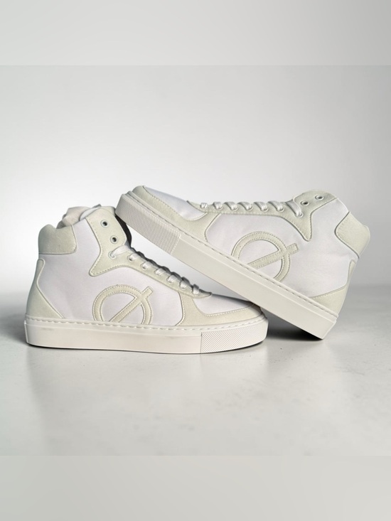 LØCI Shoes - LØCI Womens US 7.5/EU 38 “Eleven” White Natural Vegan High-Top Sneakers NWT/NIB